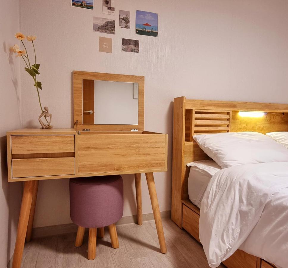 Hongik Hongdae Yeonnam Hoi-House Leilighet Seoul Eksteriør bilde